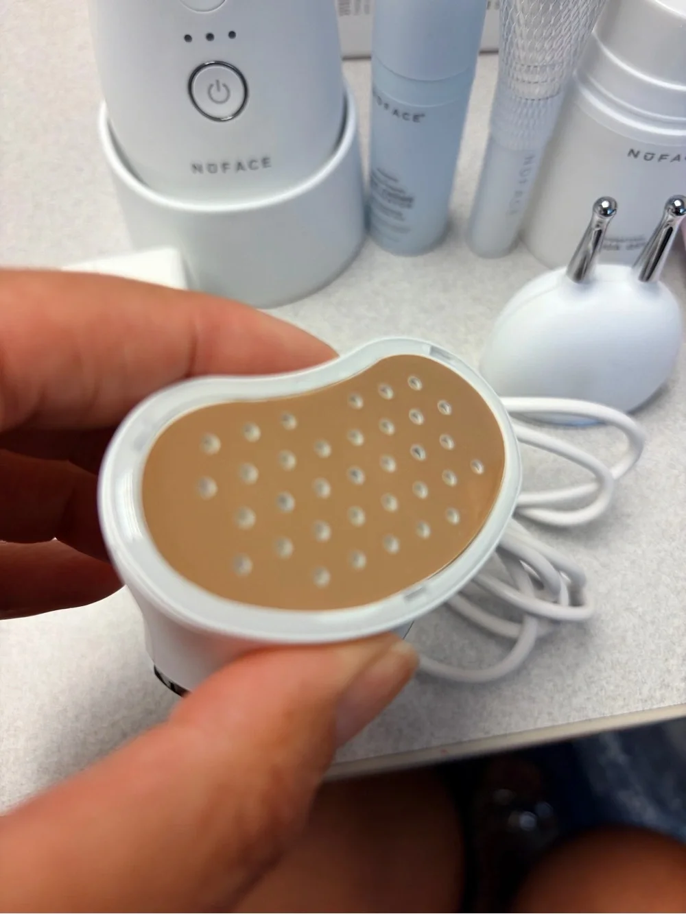 NuFACE White Microcurrent Facial Toning Kit with Brush & Gel